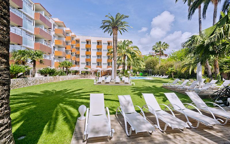 MONICA HOTEL 4*